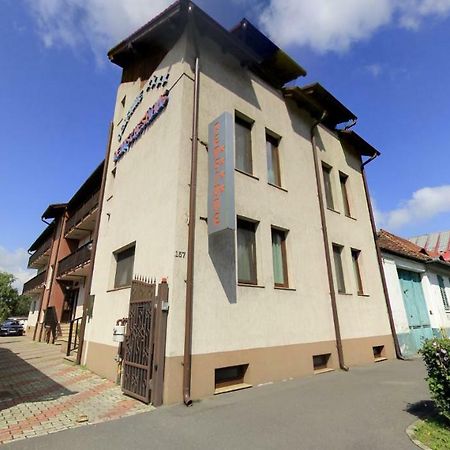 Pension Deutsches Haus Braşov Exterior foto